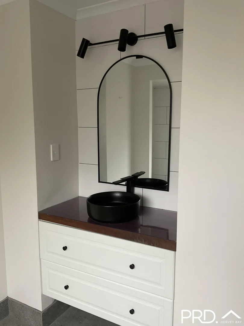 Additional image 23 of 23 Hamer Drive, Urangan QLD 4655