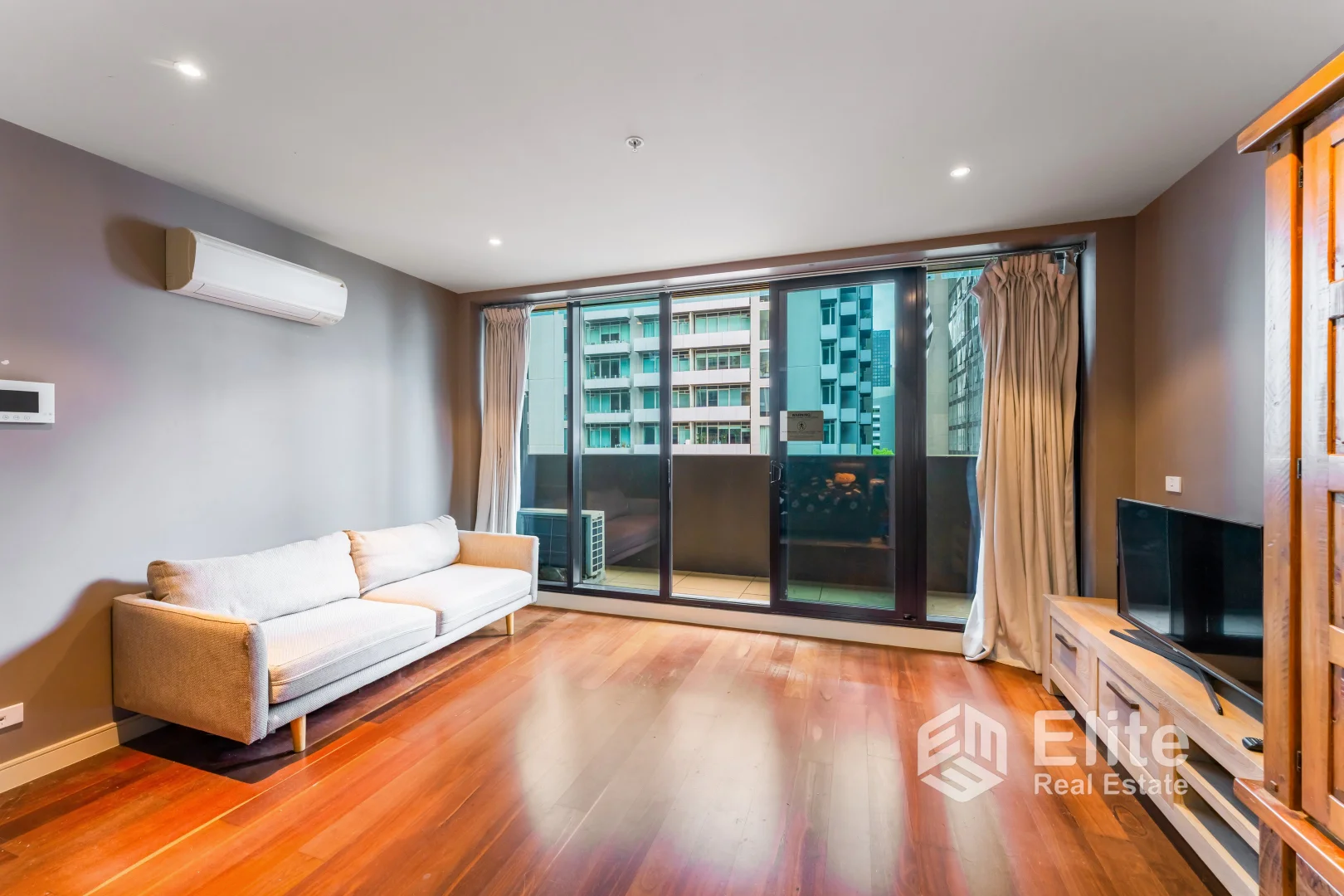 Additional image 5 of 917/228 A'Beckett Street, Melbourne VIC 3000