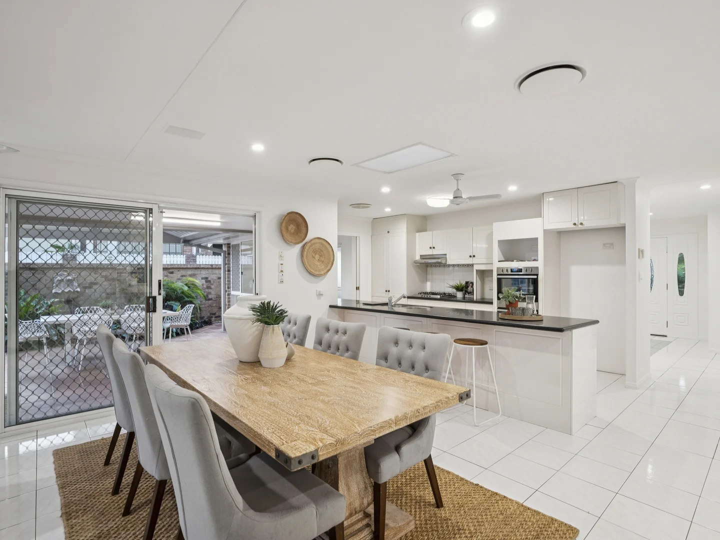 Additional image 9 of 196A Heeb Street, Benowa QLD 4217