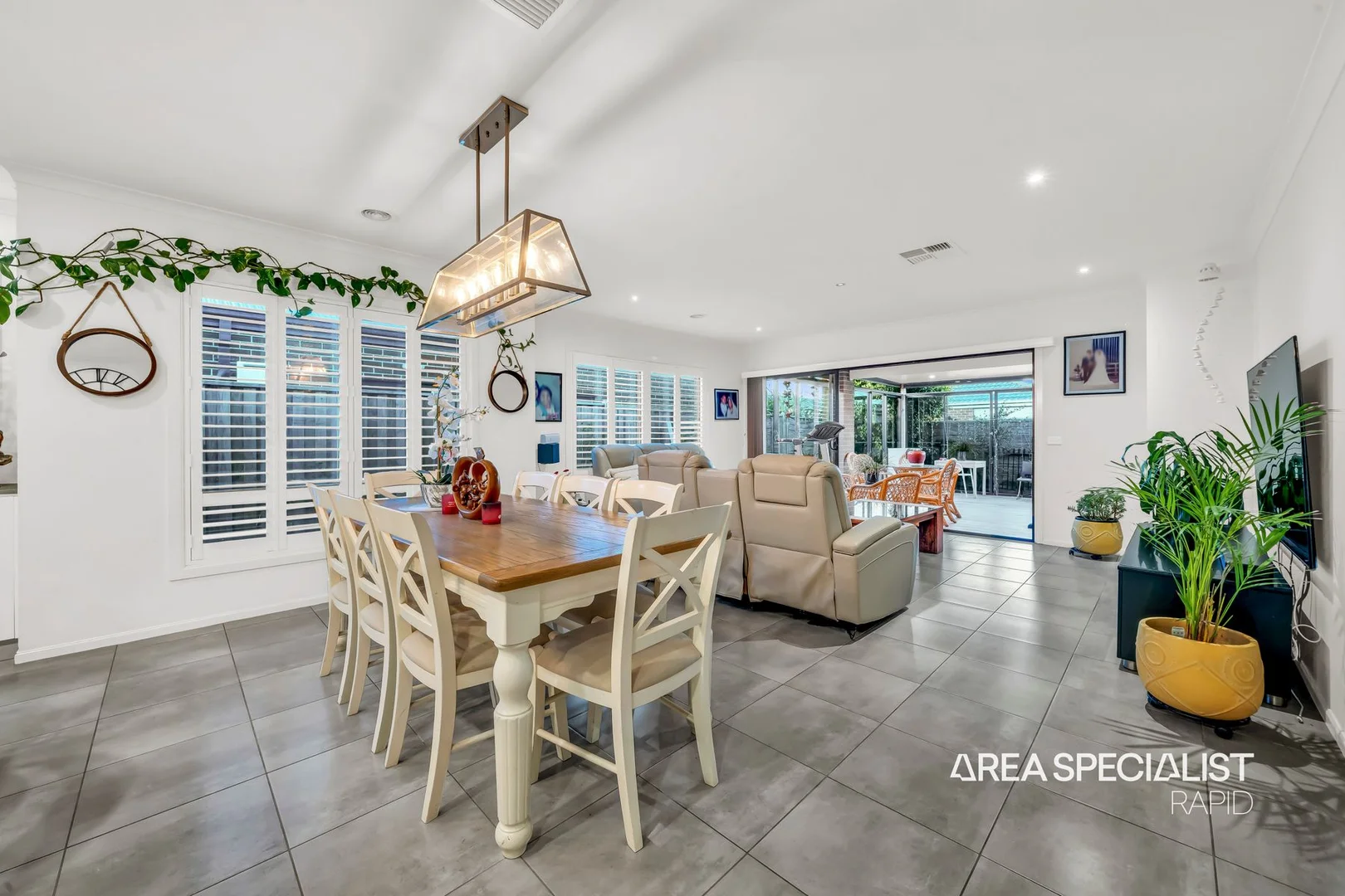 Additional image 3 of 17 Picnic Avenue, Clyde North VIC 3978