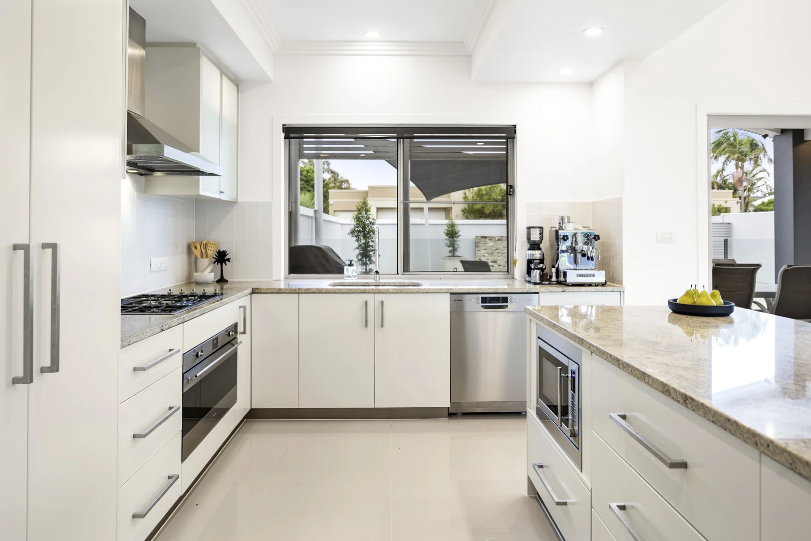 Additional image 7 of 6 Paringa Close, Middle Ridge QLD 4350