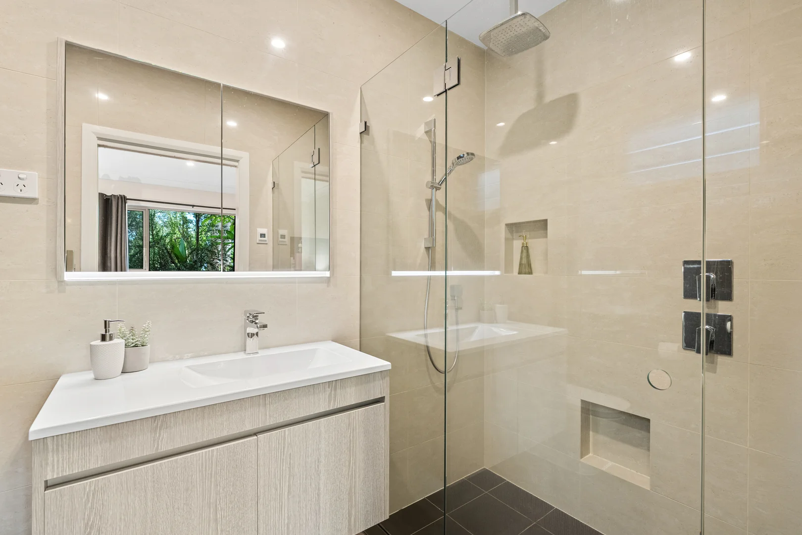 Additional image 10 of 1 Benham Avenue, Wyoming NSW 2250