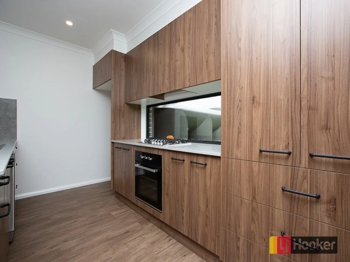 Additional image 2 of 11-11a Evesham Circuit, North Tamworth NSW 2340