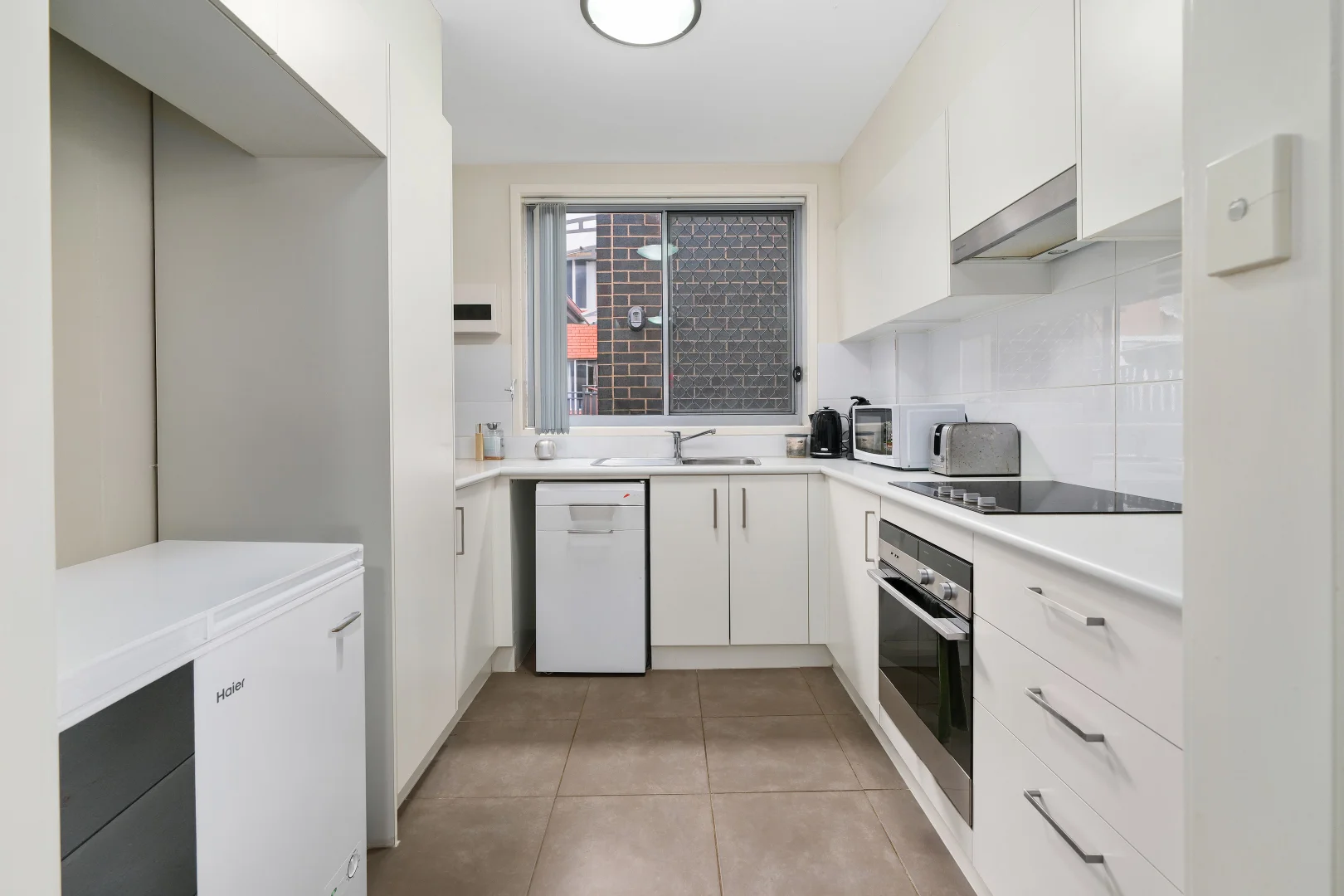 Additional image 4 of 10/40 Nesca Parade, The Hill NSW 2300