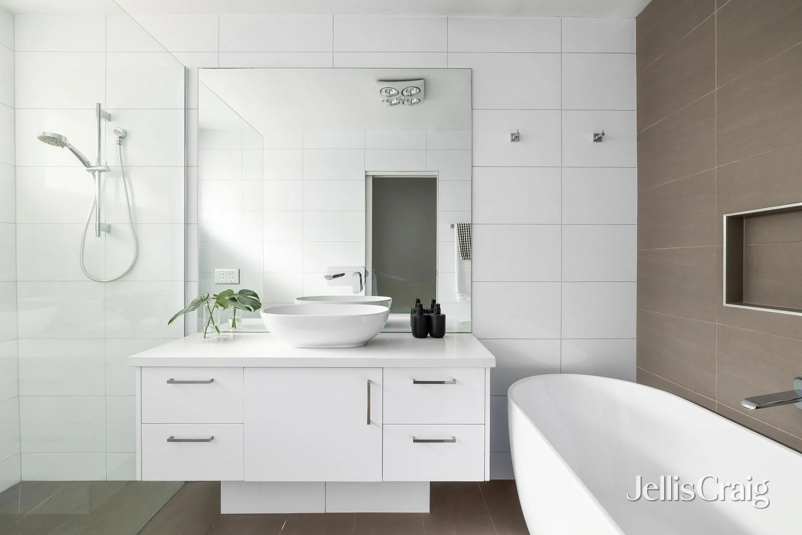 Additional image 7 of 2/26 Ferndale Road, Glen Iris VIC 3146