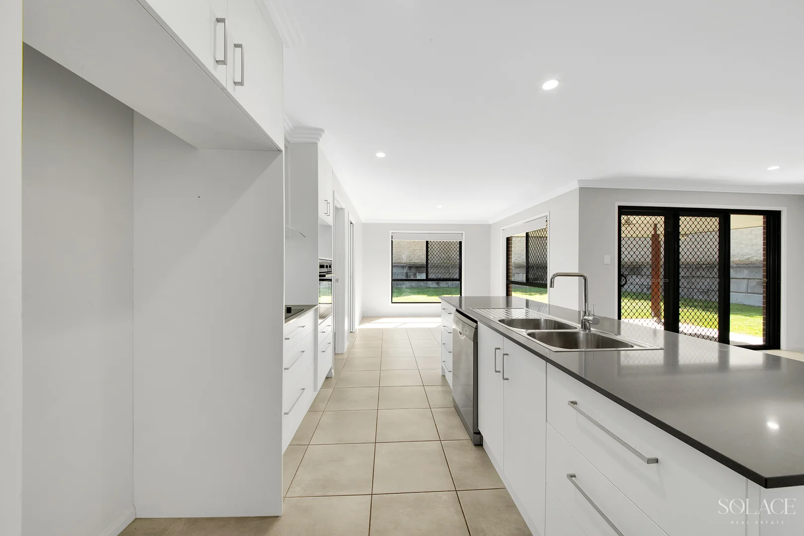 Additional image 3 of 41 Dartmouth Close, Clinton QLD 4680