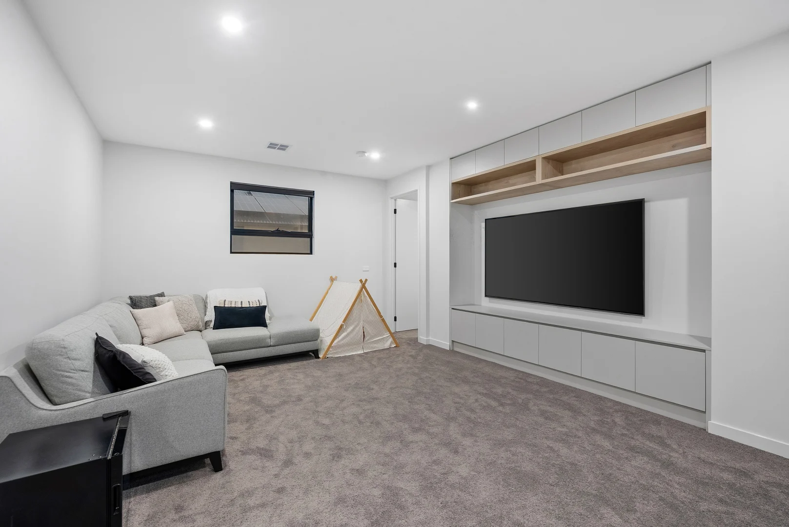 Additional image 9 of 38 Maremmano Crescent, Taylors Lakes VIC 3038