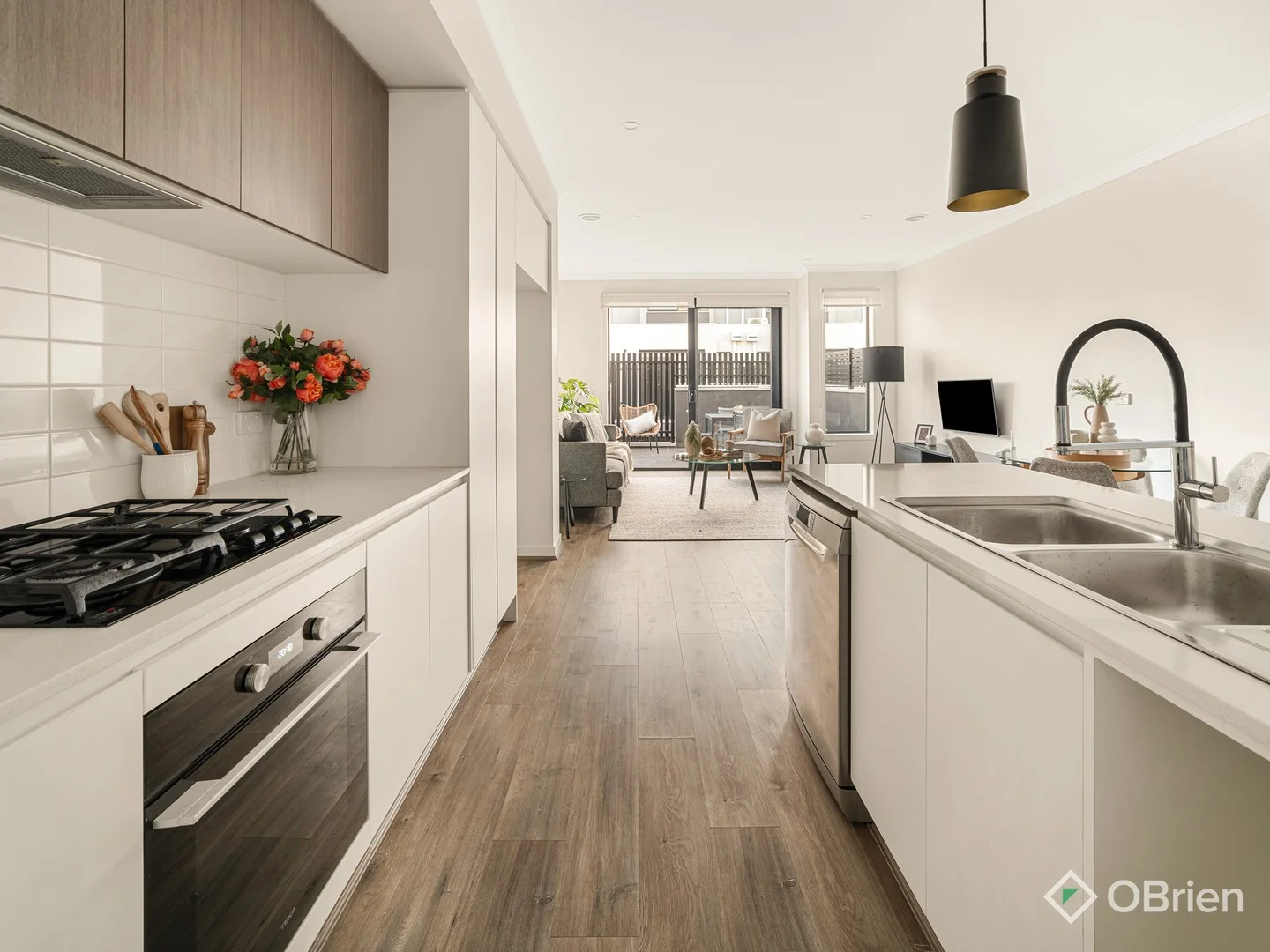 Additional image 2 of 16 Wallagoot Walk, Carrum Downs VIC 3201