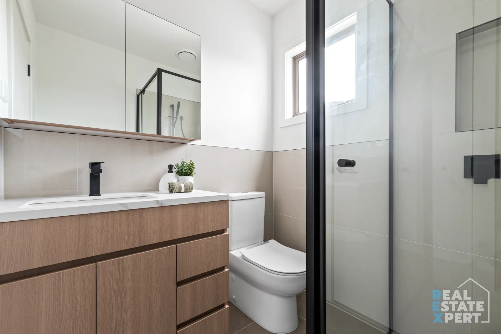 Additional image 10 of 8 Tiger Way, Officer VIC 3809