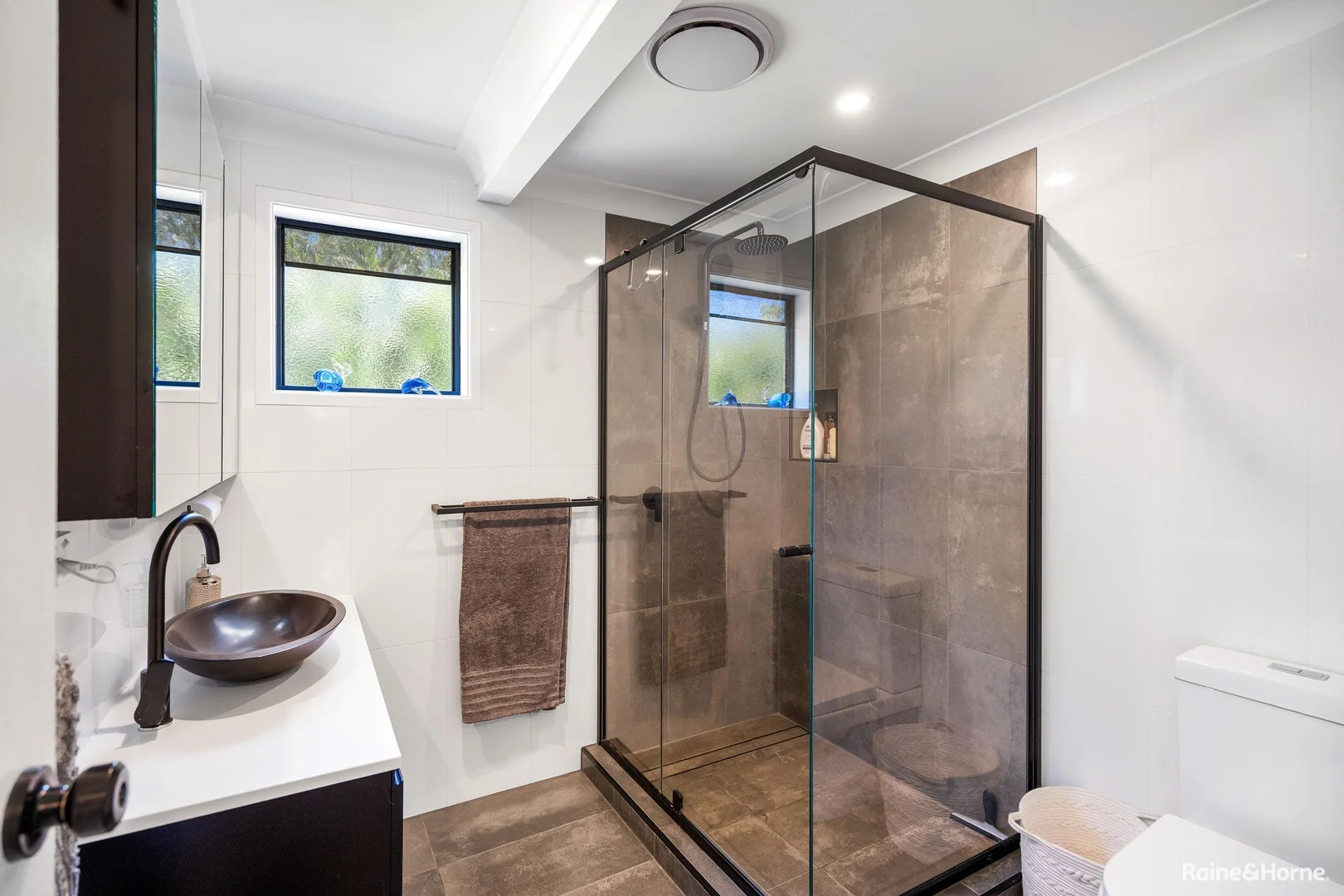 Additional image 16 of 58 Shore Road, Booral QLD 4655