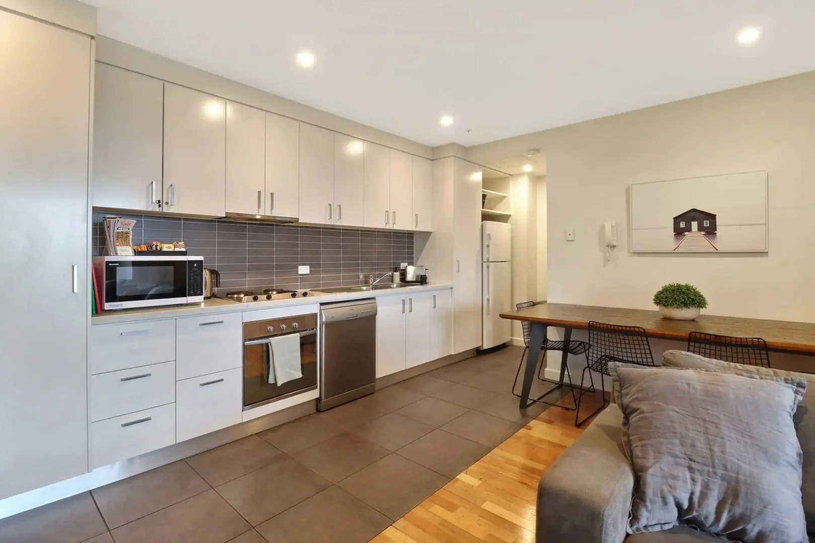 4/96 Mercer Street, Geelong VIC 3220