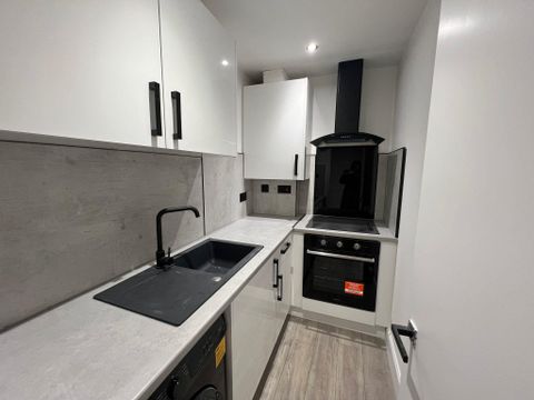 65 Whitehall Place, Aberdeen AB25