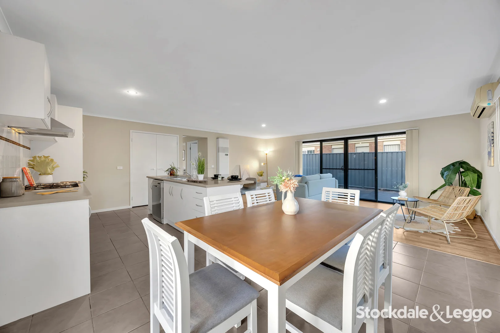 Additional image 8 of 9 Ellenborough Crescent, Manor Lakes VIC 3024