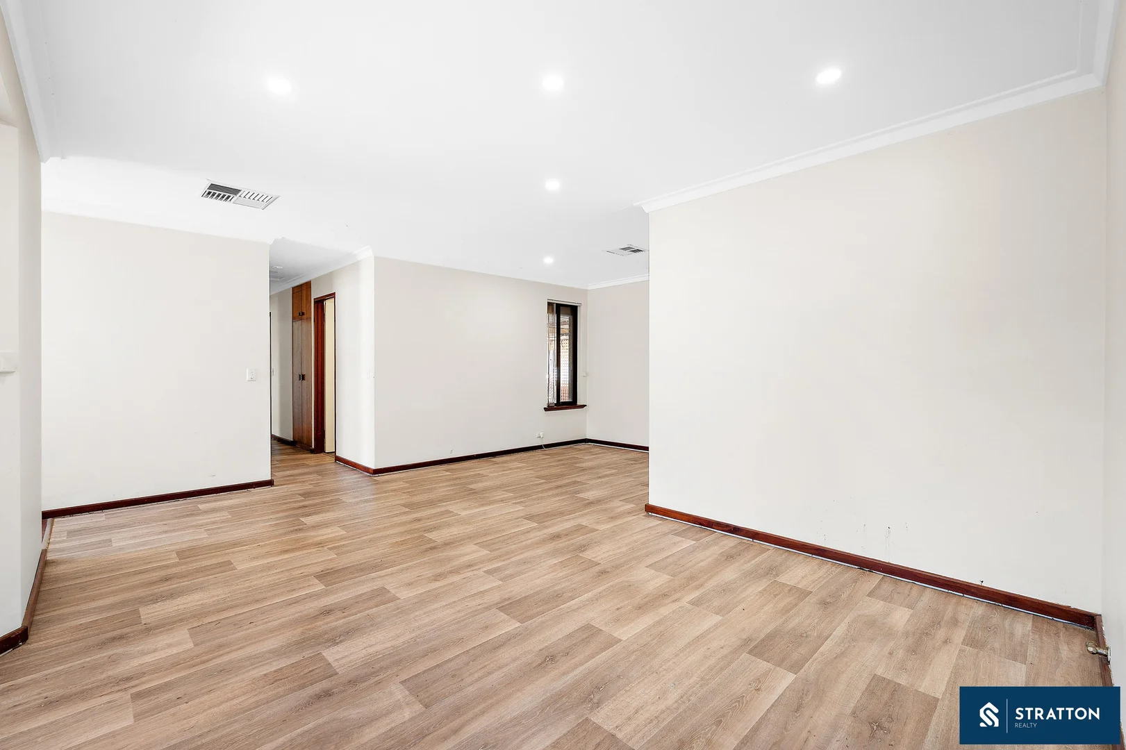 Additional image 9 of 16 Merlin Close, Camillo WA 6111