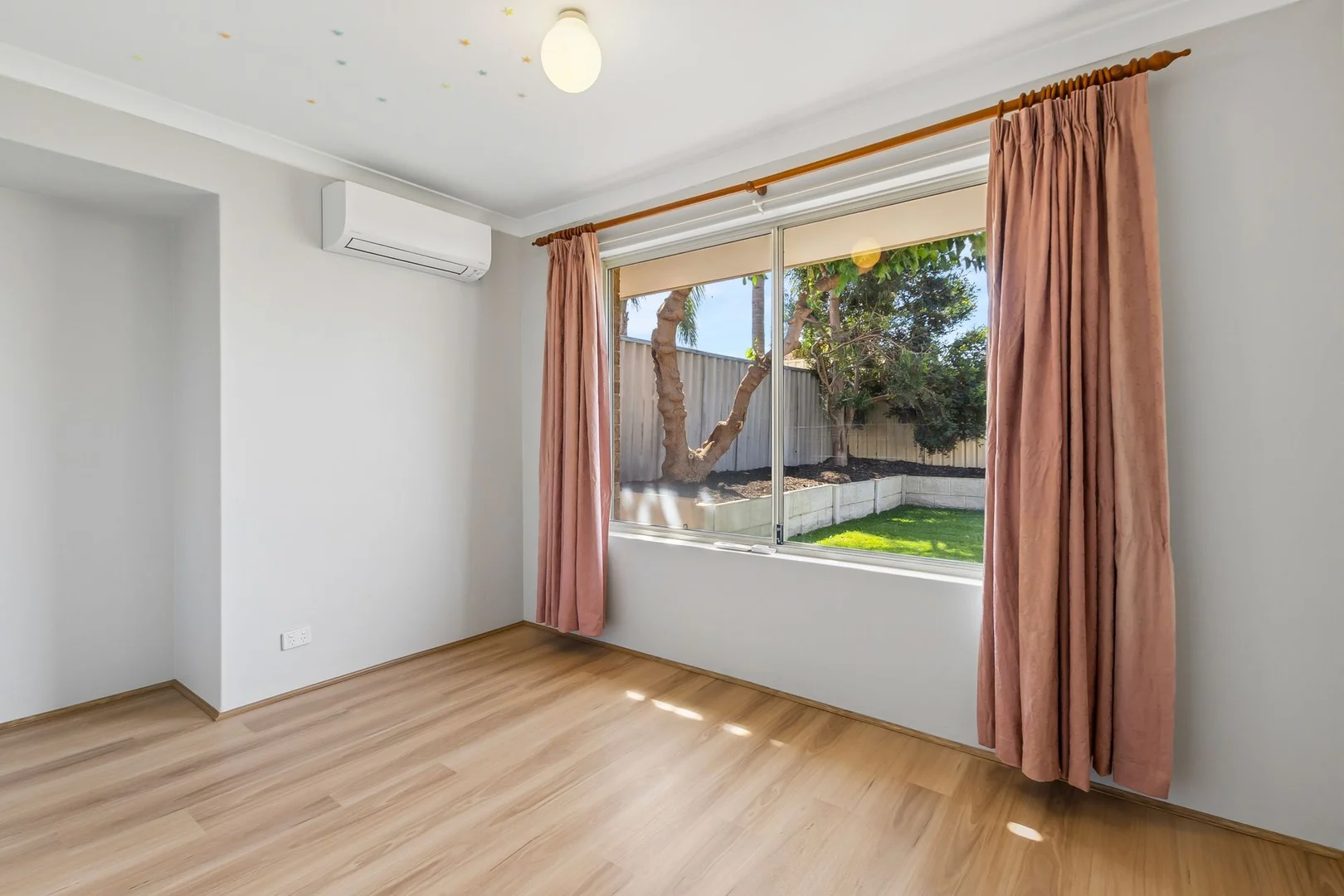 Additional image 15 of 5 Elbrus Way, Caversham WA 6055