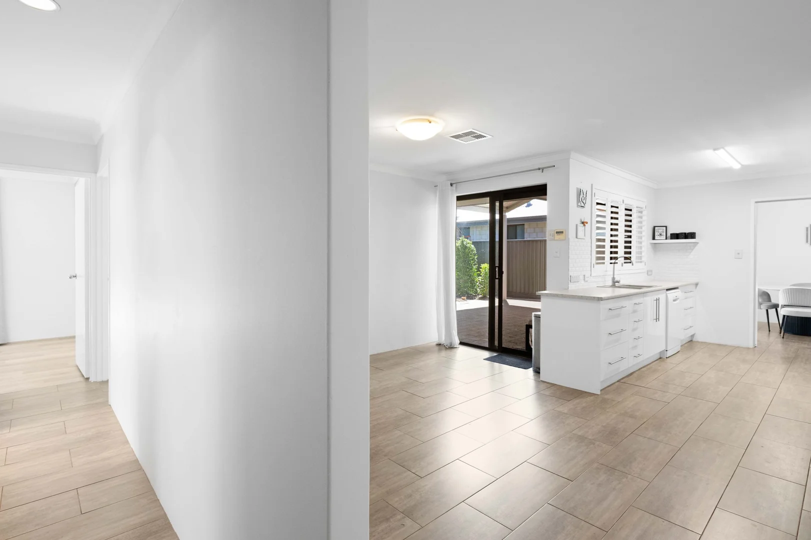 Additional image 11 of 32 Silvertop Terrace, Willetton WA 6155