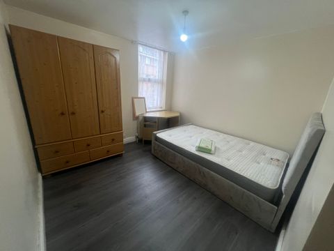St. Patrick's Road, Coventry CV1, Room to rent