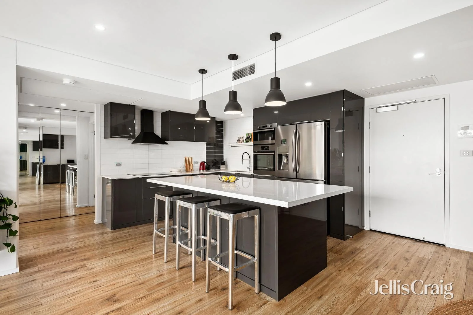 Additional image 5 of 302/159 Beach Street, Port Melbourne VIC 3207