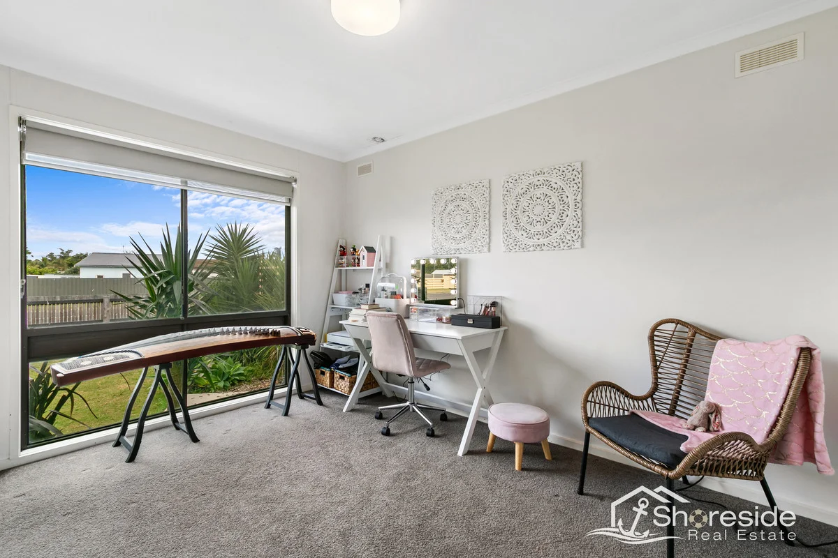 Additional image 10 of 3 Eastern Beach Road, Lakes Entrance VIC 3909