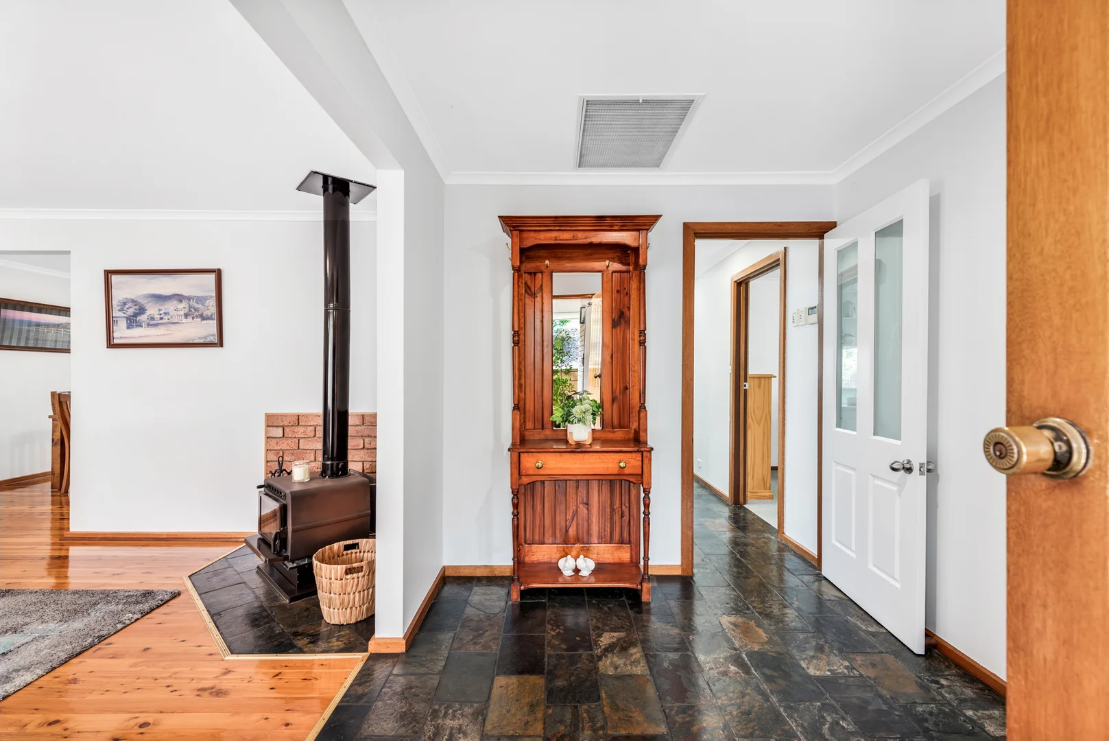 Additional image 7 of 46 Capella Drive, Hallett Cove SA 5158