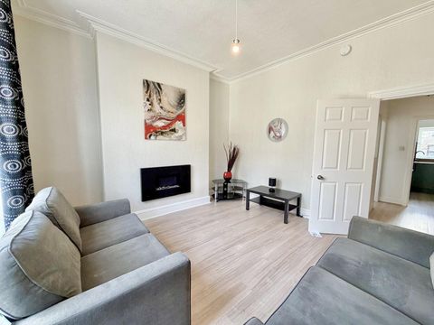 Second Floor Right, 29 Wallfield Place, Aberdeen AB25