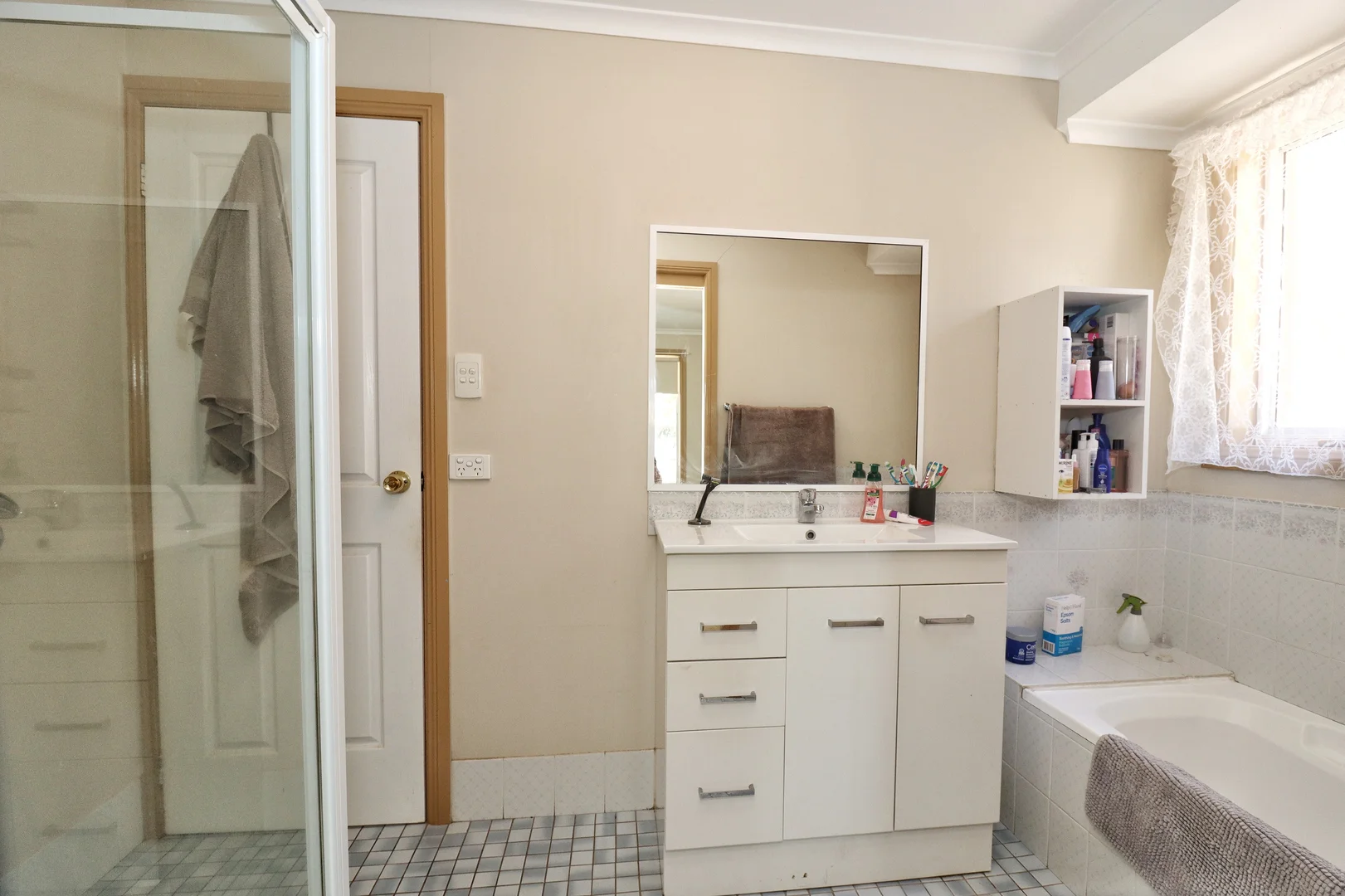 Additional image 11 of 11 Echuca Place, Cowra NSW 2794