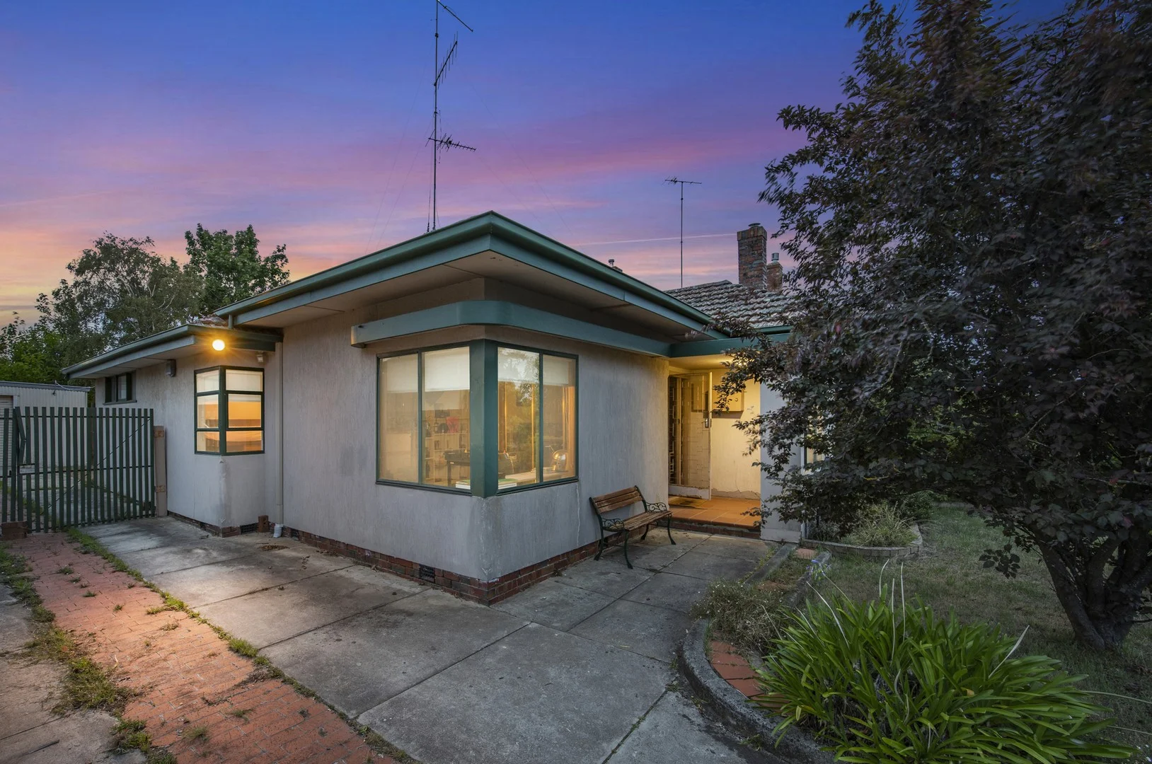 1115 Gregory Street, Lake Wendouree VIC 3350