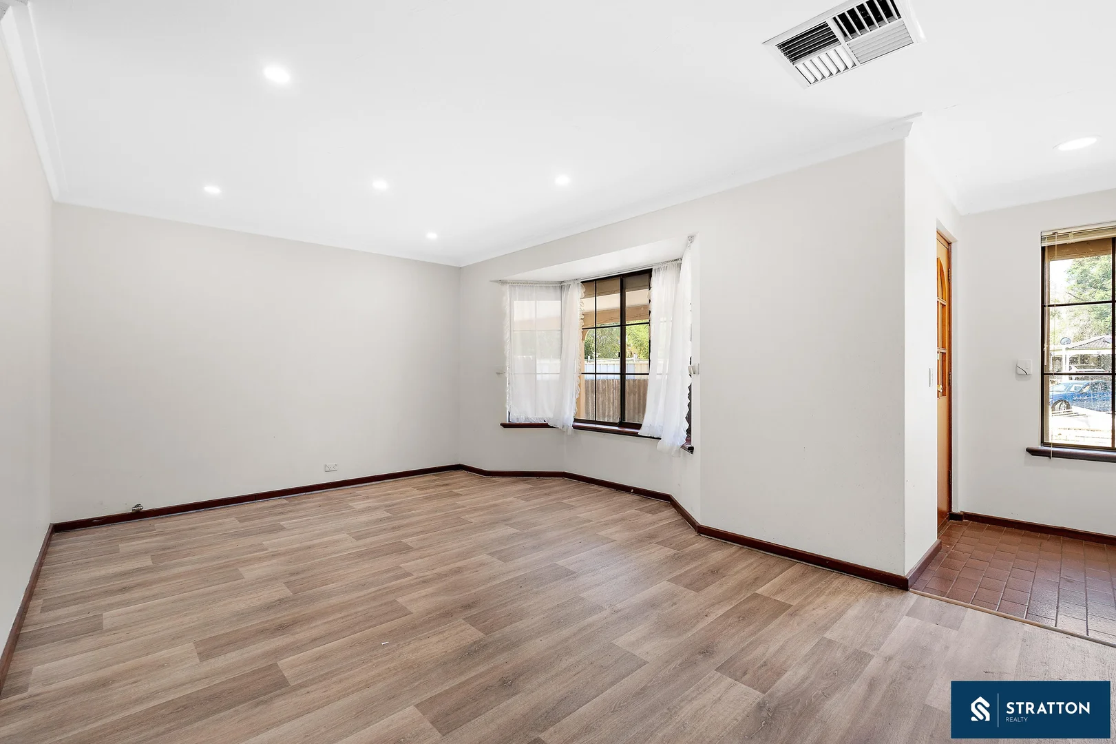 Additional image 7 of 16 Merlin Close, Camillo WA 6111