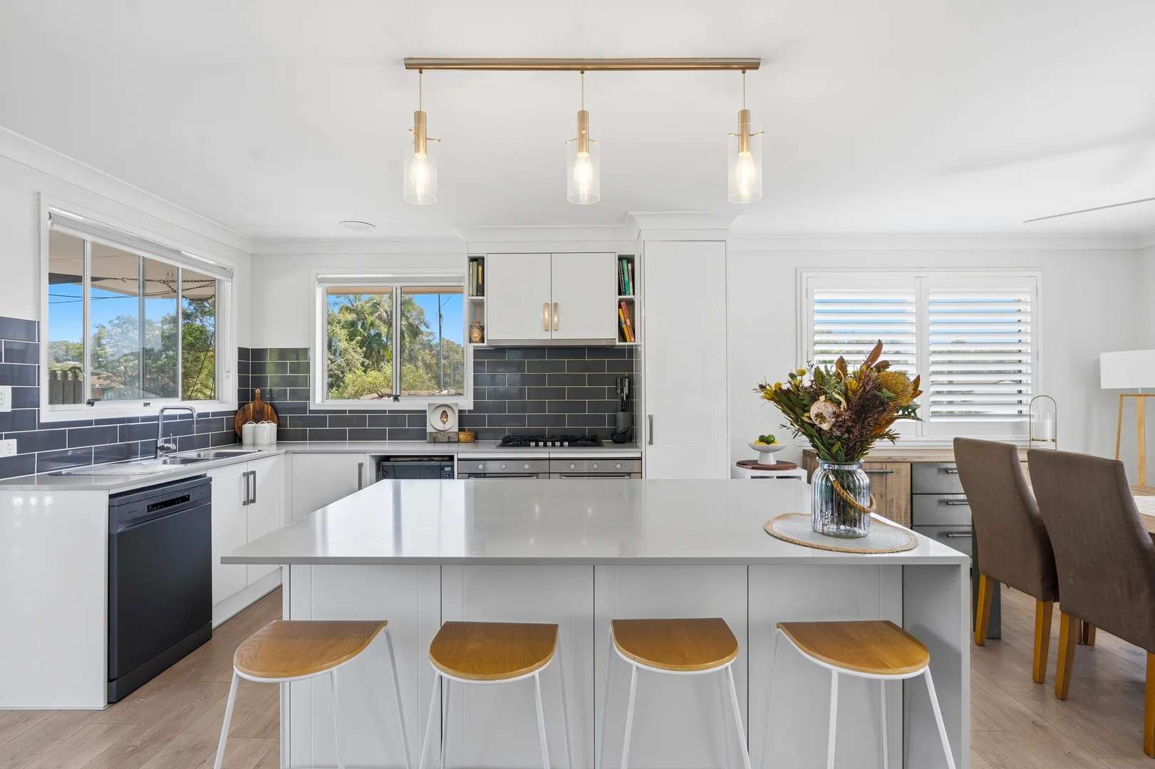 Additional image 5 of 106 Lakedge Avenue, Berkeley Vale NSW 2261