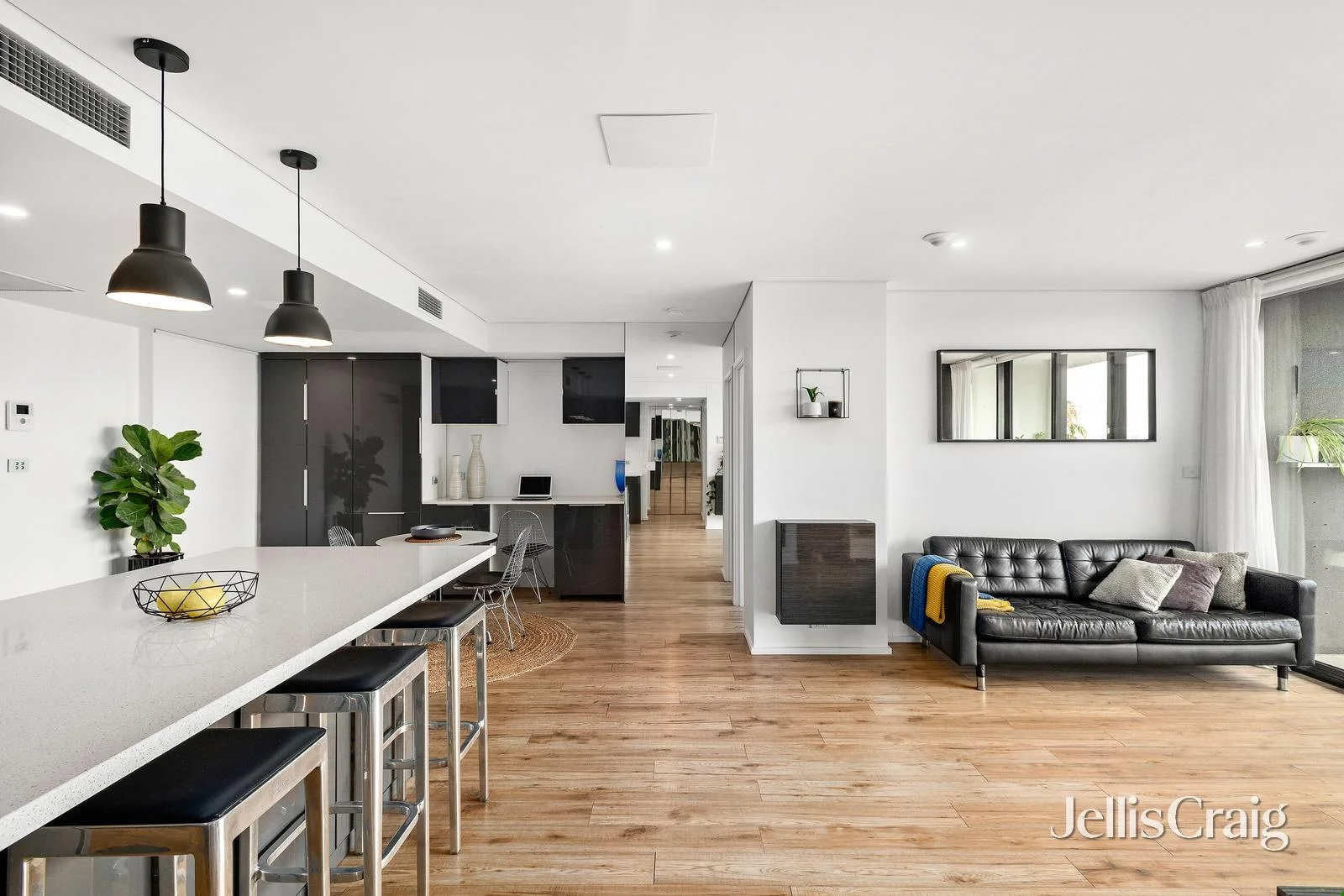 Additional image 3 of 302/159 Beach Street, Port Melbourne VIC 3207