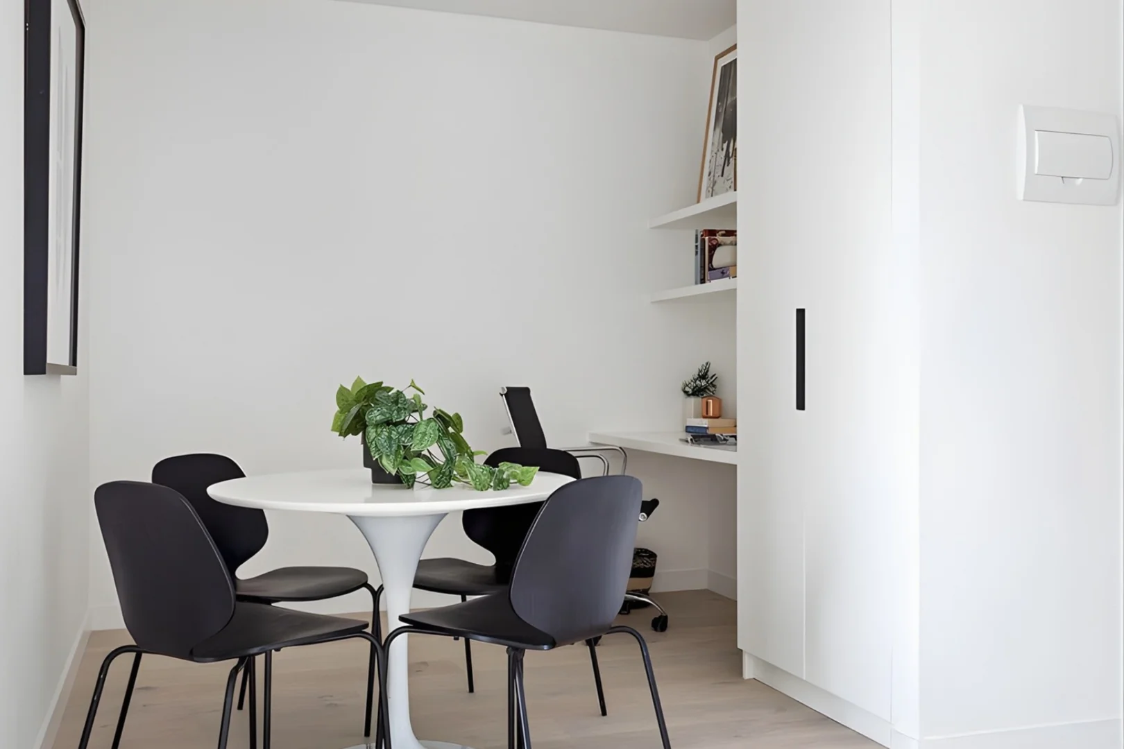 Additional image 2 of 606/2 Joseph Road, Footscray VIC 3011