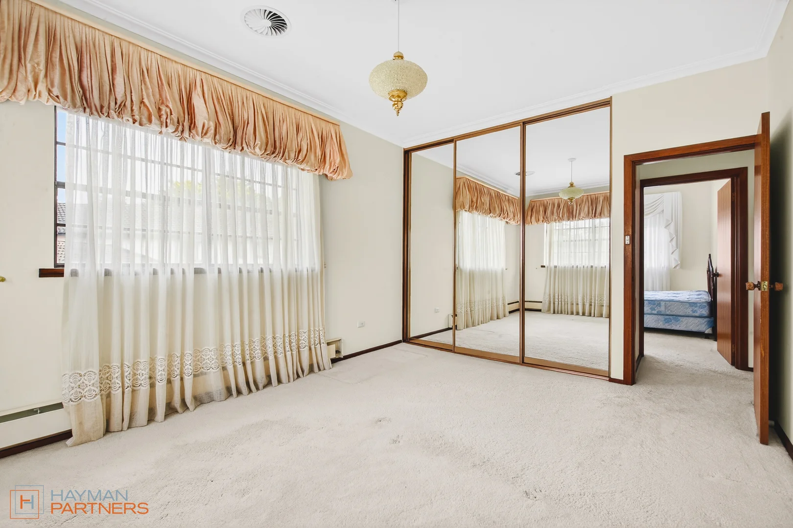 Additional image 44 of 2 Timbarra Crescent, O'Malley ACT 2606