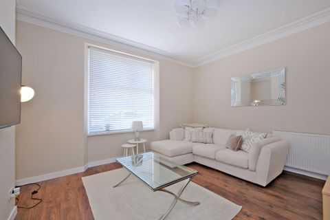 561 Great Western Road, Mannofield, Aberdeen AB10