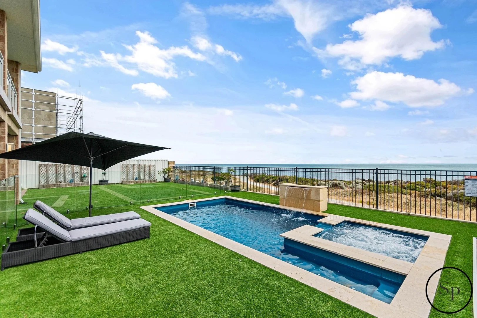 107 Boardwalk Boulevard, Halls Head WA 6210