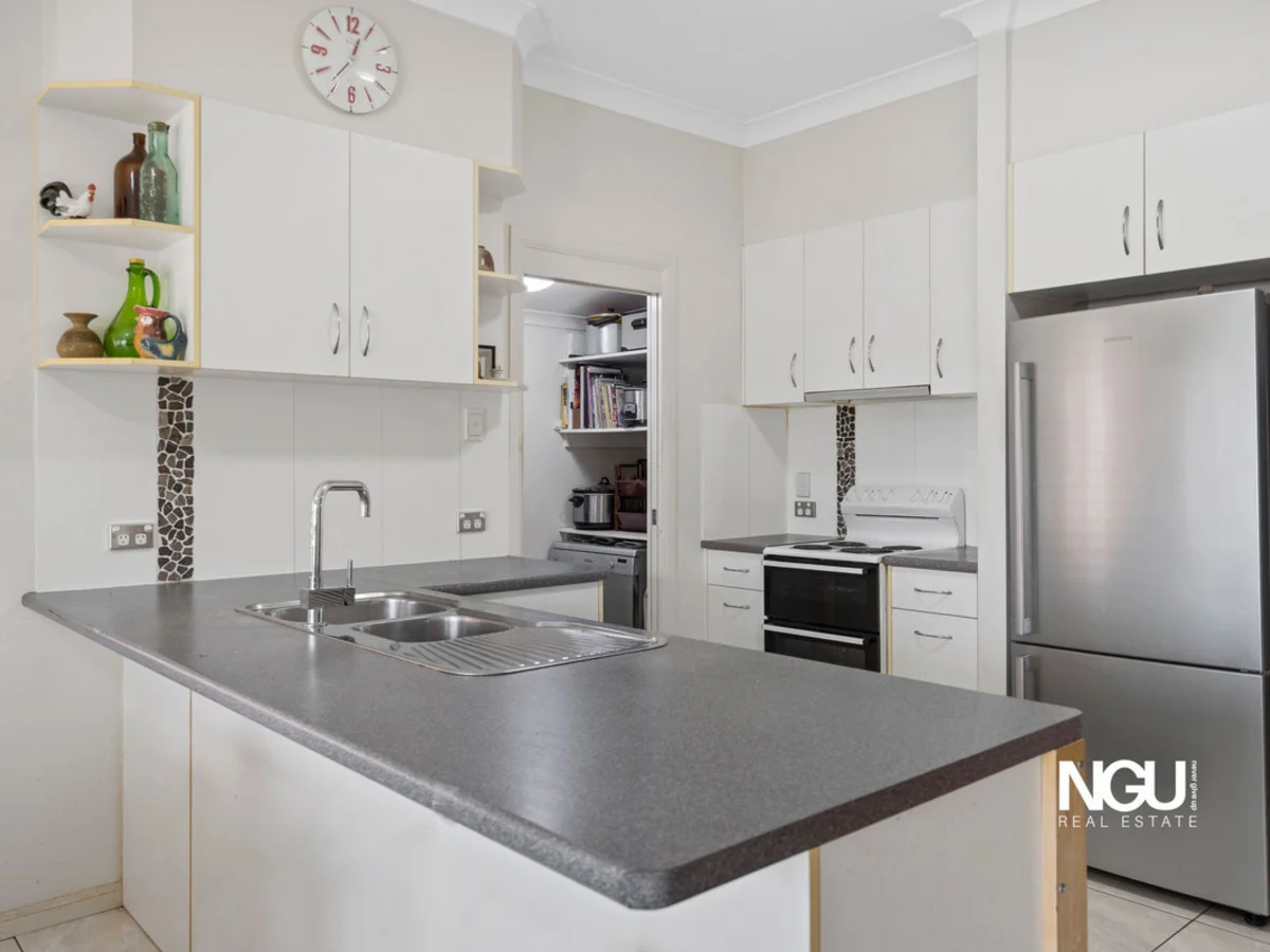 Additional image 3 of 54 Stafford Street, Silkstone QLD 4304