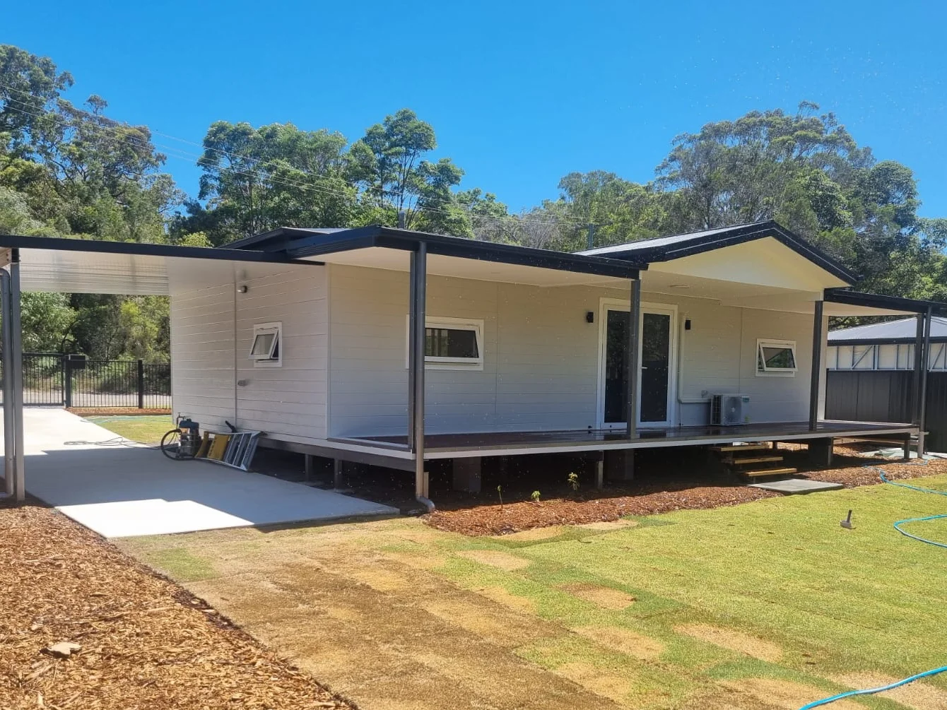 5 Rose Bay Drive, Russell Island QLD 4184