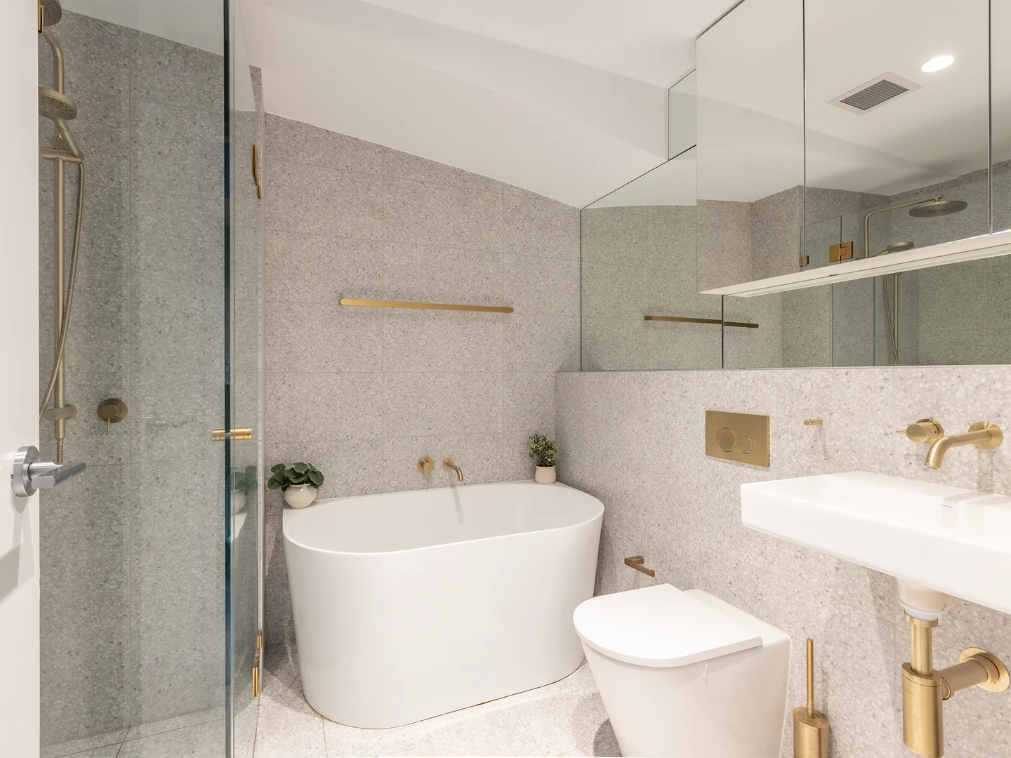 Additional image 5 of 32/48 Wentworth Park Road, Glebe NSW 2037