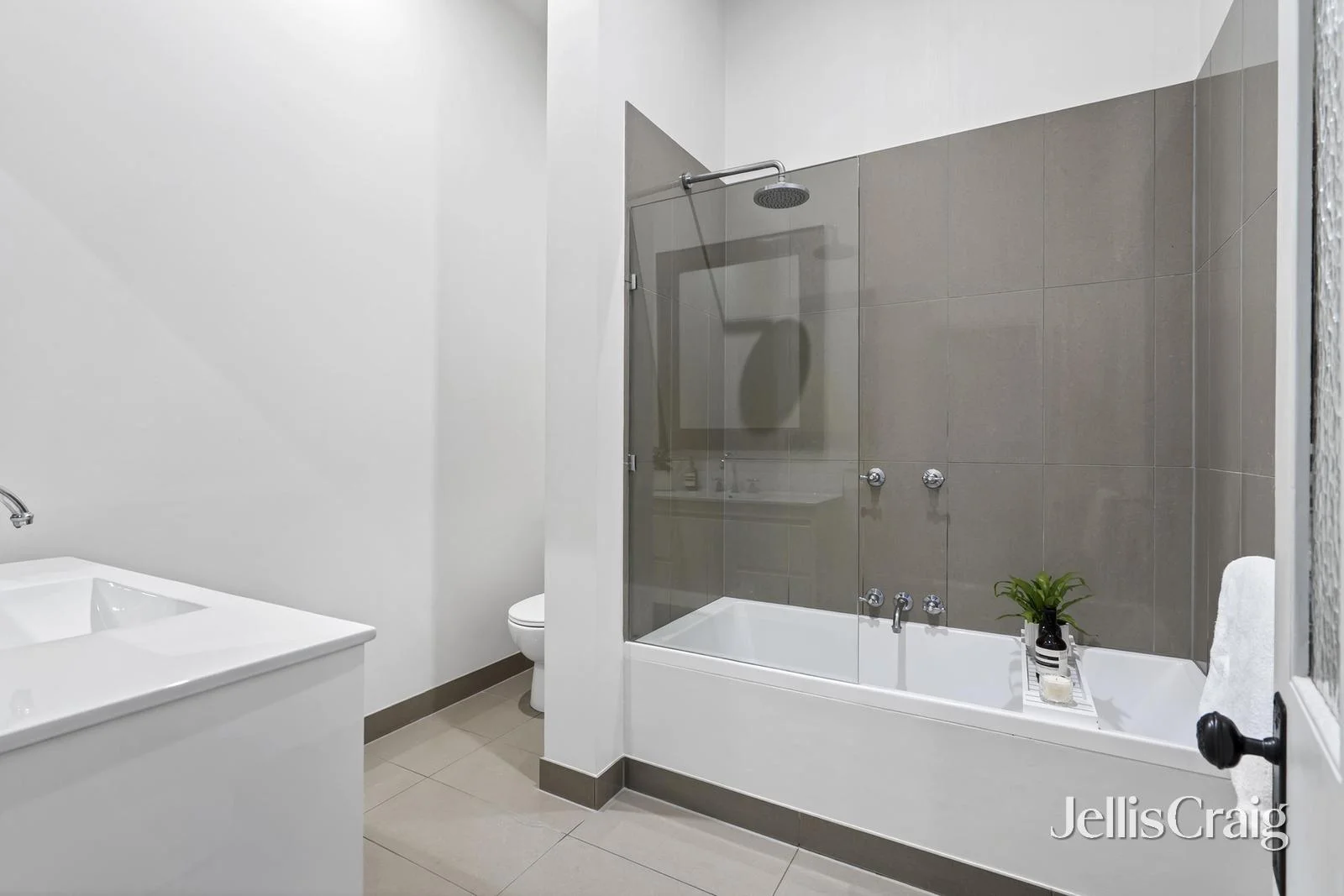 Additional image 24 of 5 Bell Parade, Drumcondra VIC 3215