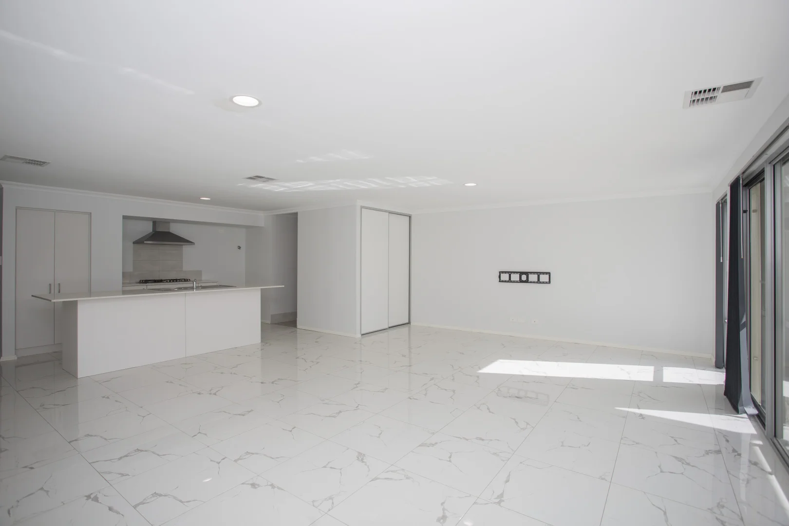 Additional image 13 of 8 Silvergum Way, Piara Waters WA 6112