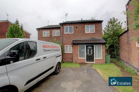 Horse Shoe Road, Coventry CV6