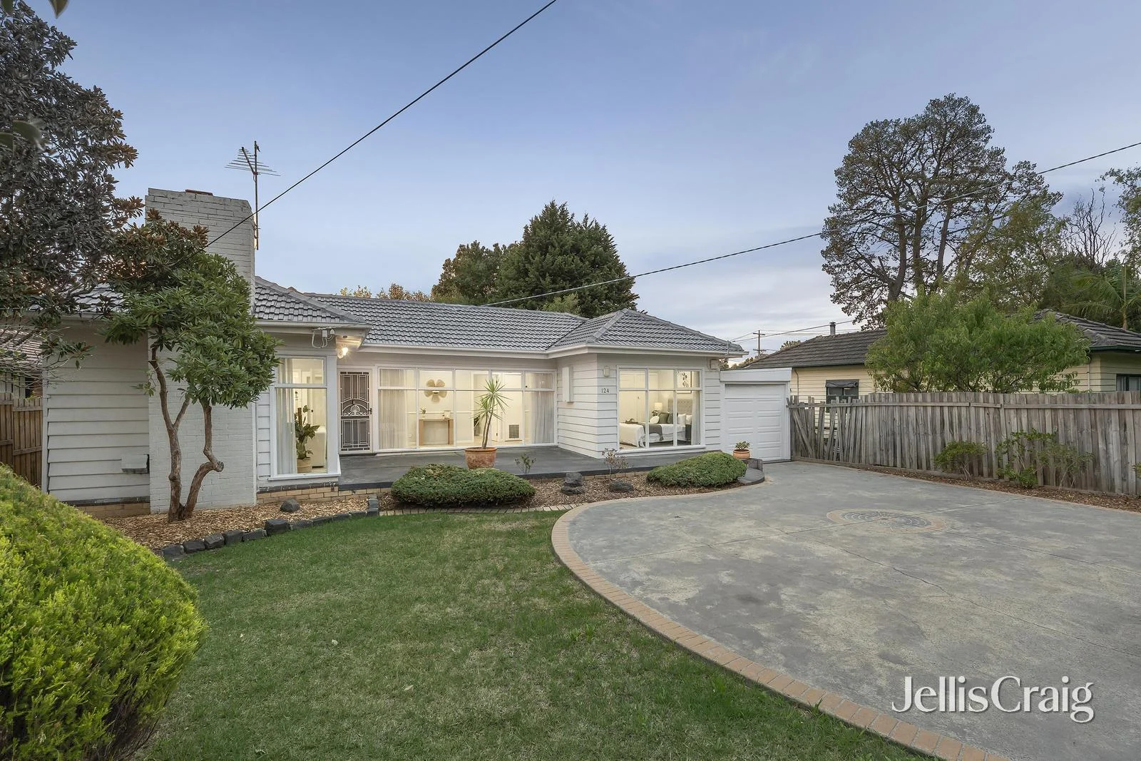 Additional image 2 of 124 Wantirna Road, Ringwood VIC 3134