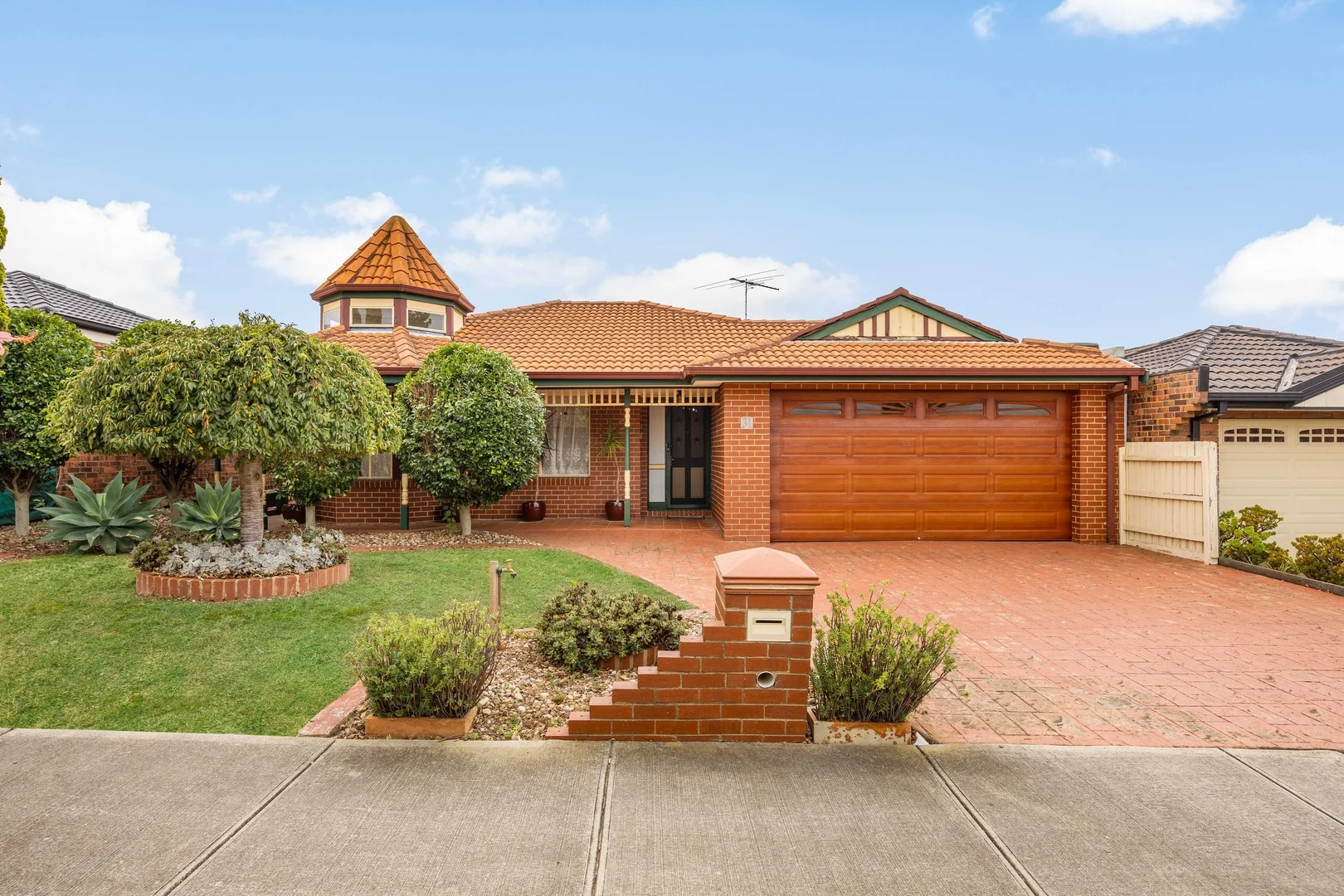 31 Wakelin Crescent, Taylors Lakes VIC 3038