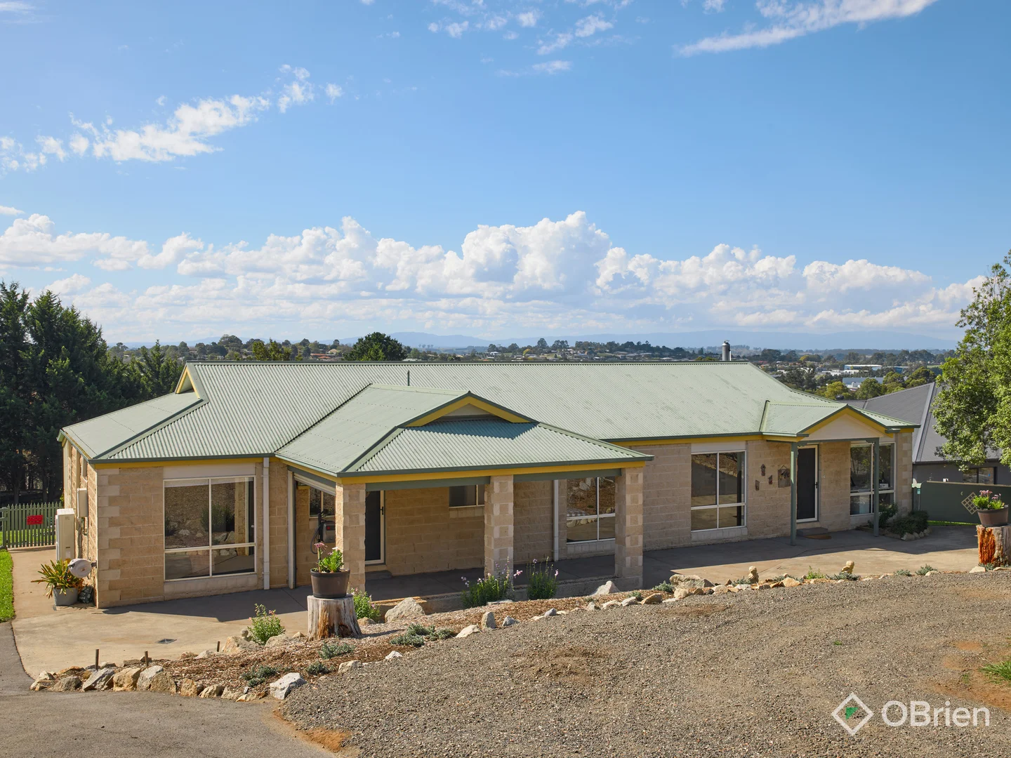 Additional image 3 of 2/4 Larkones Court, Warragul VIC 3820