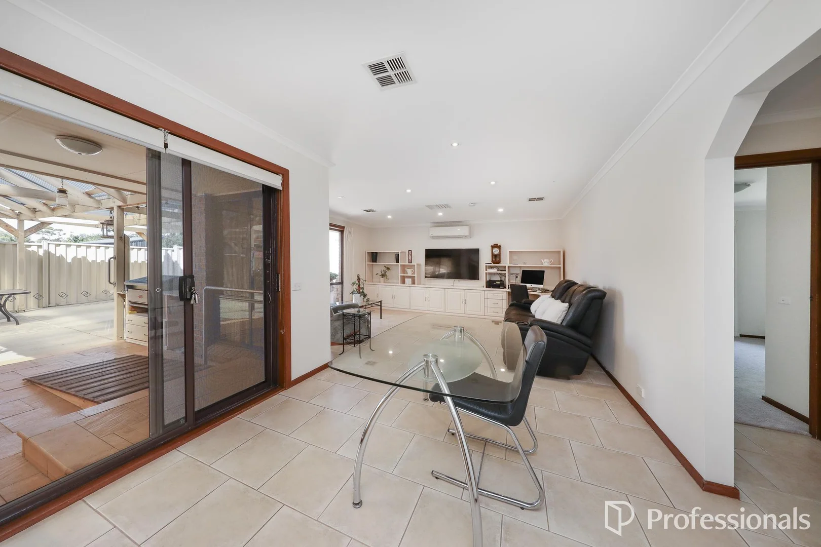 Additional image 5 of 35 Clifton Drive, Bacchus Marsh VIC 3340