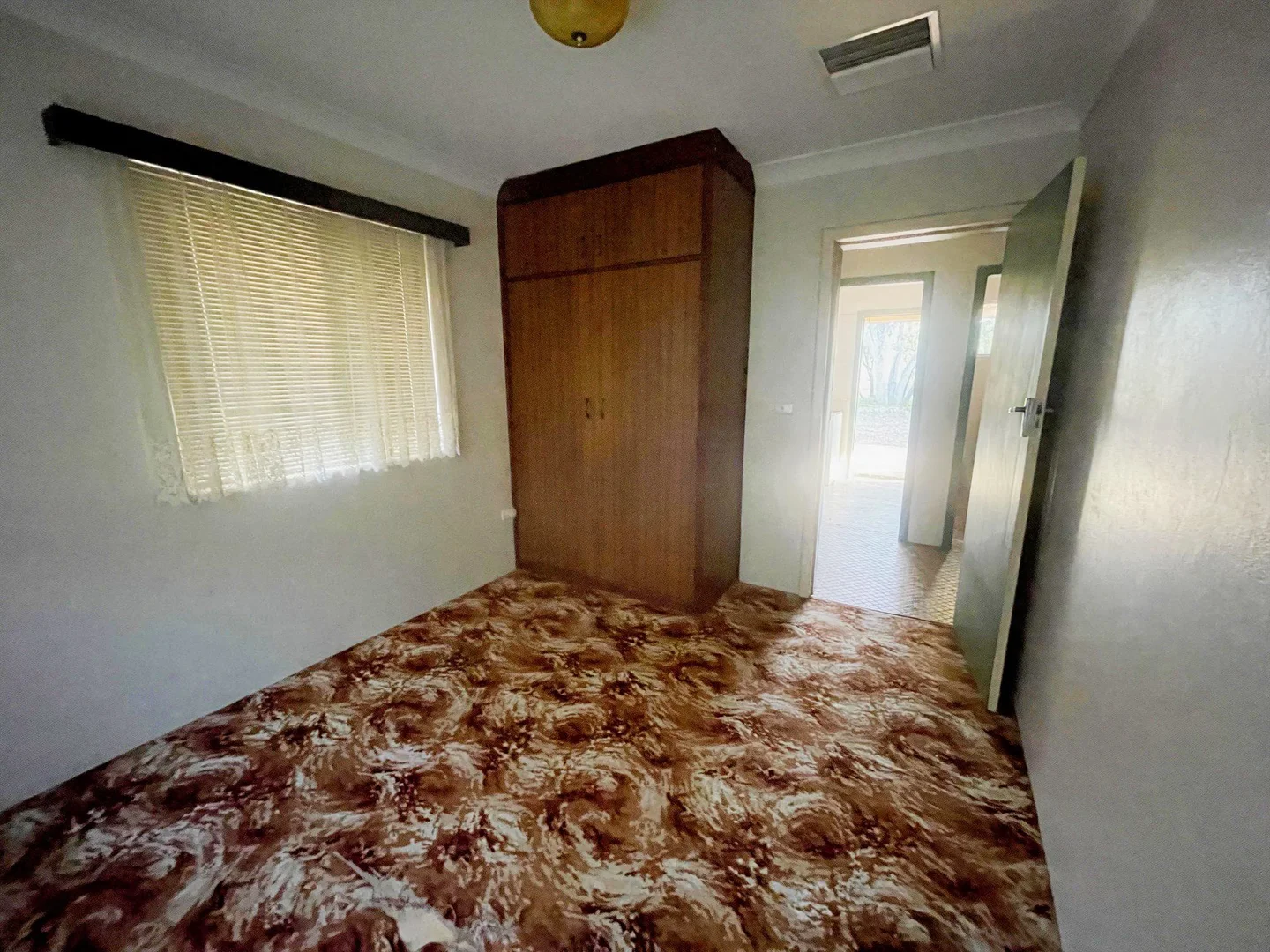 Additional image 11 of 2 Red Robin Street, Lightning Ridge NSW 2834