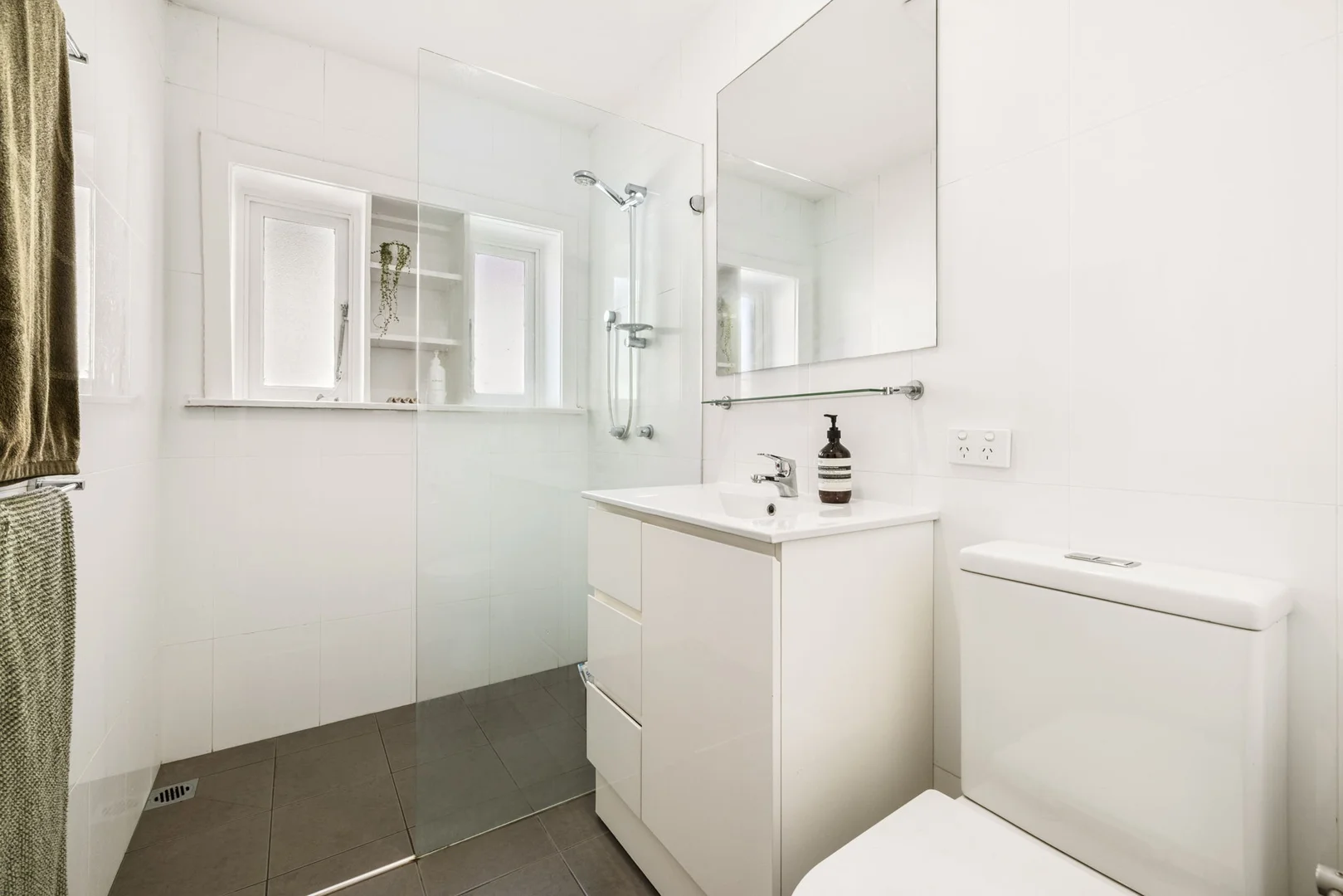 Additional image 5 of 1/159 Glenayr Avenue, Bondi Beach NSW 2026