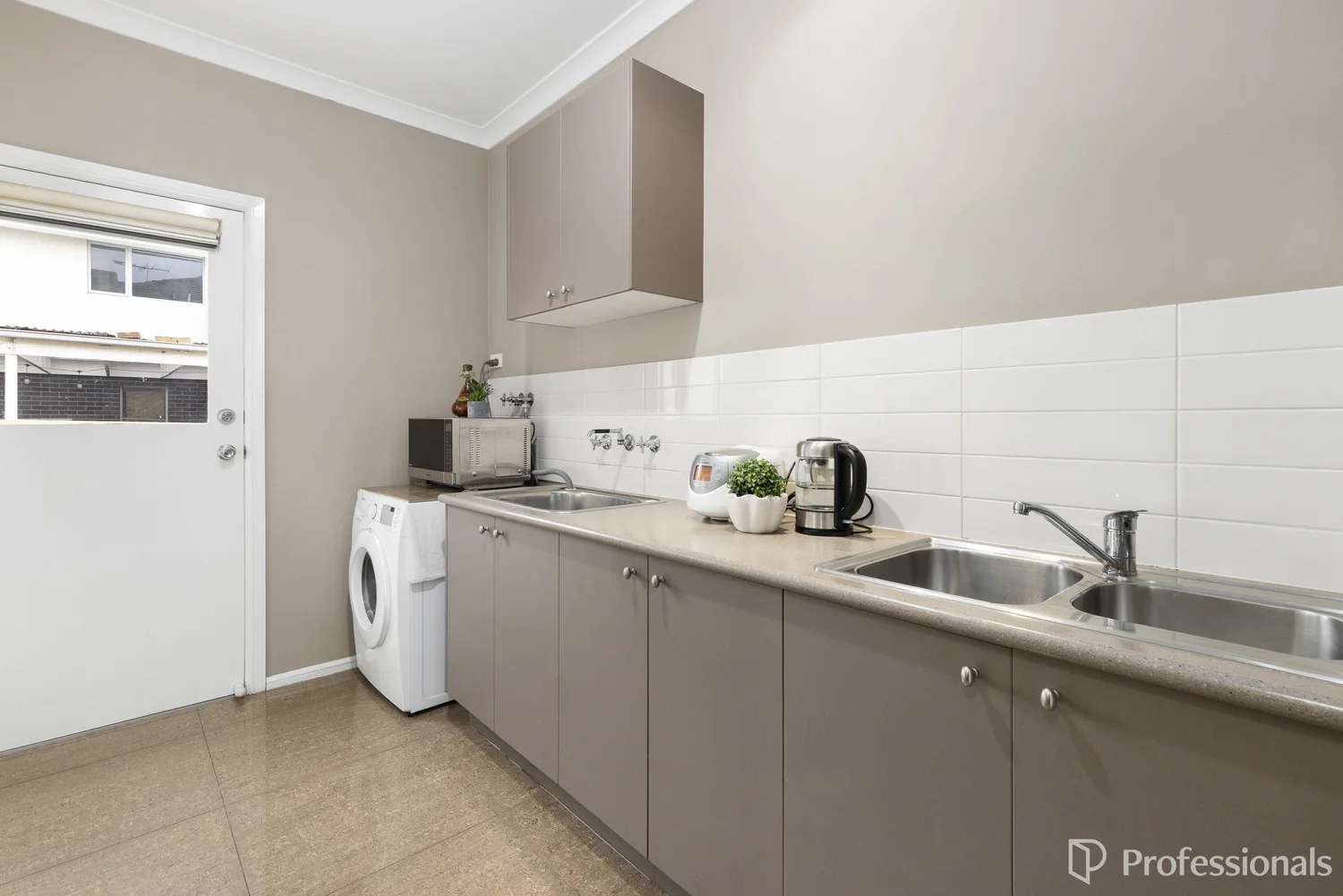 Additional image 35 of 15 Clementson Drive, Caroline Springs VIC 3023