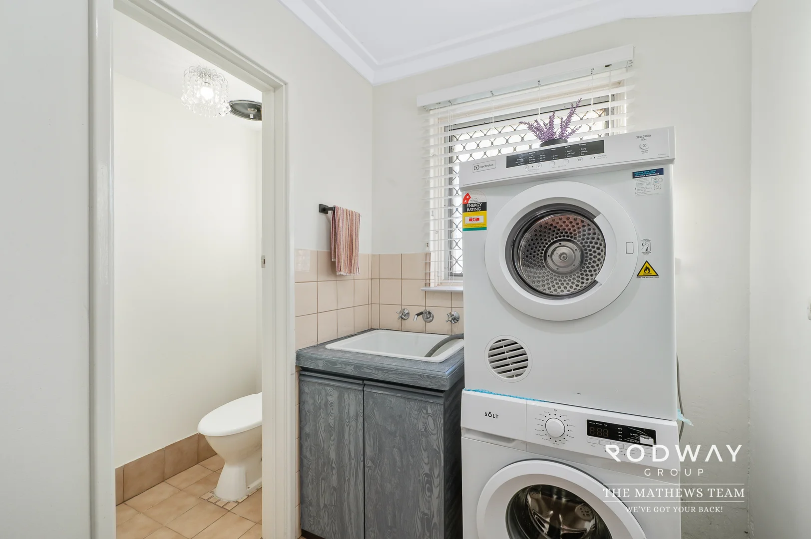 Additional image 11 of 1A Derry Avenue, Mount Nasura WA 6112