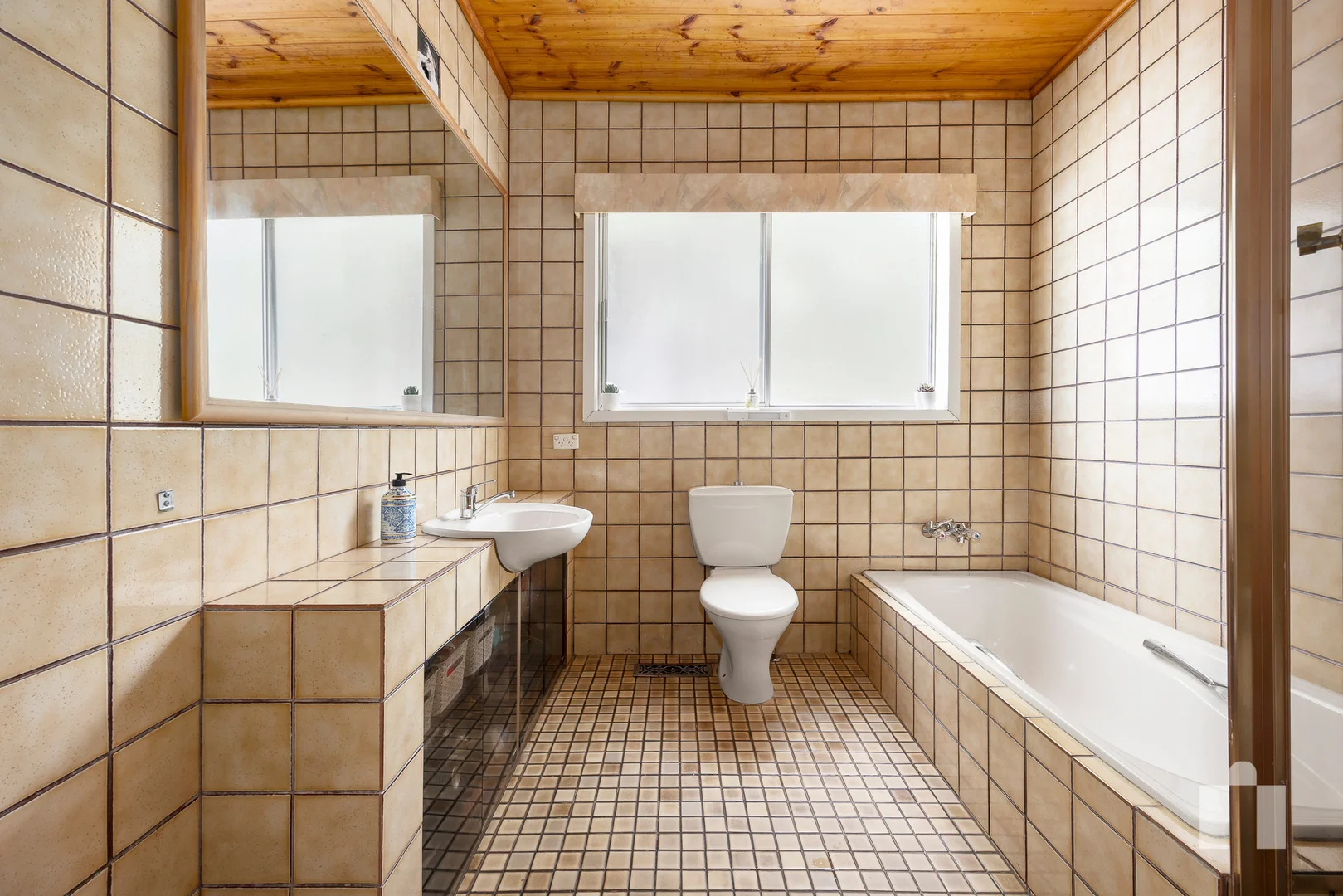 Additional image 10 of 23 St Helena Road, Greensborough VIC 3088