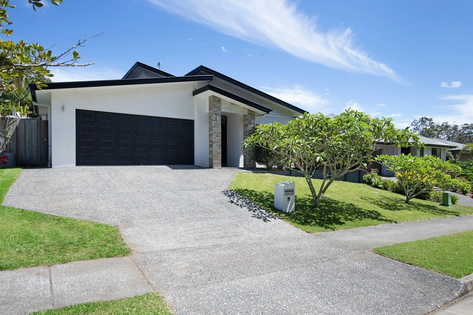 11 Green Court, Reedy Creek QLD 4227